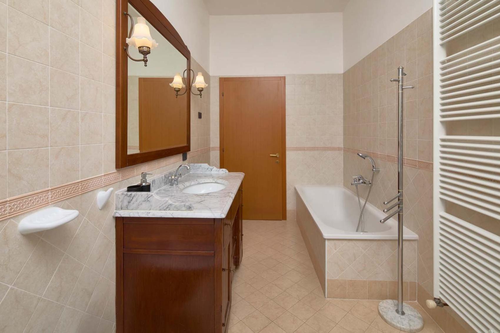 Appartamento Ania Vista Castello Тенно Экстерьер фото