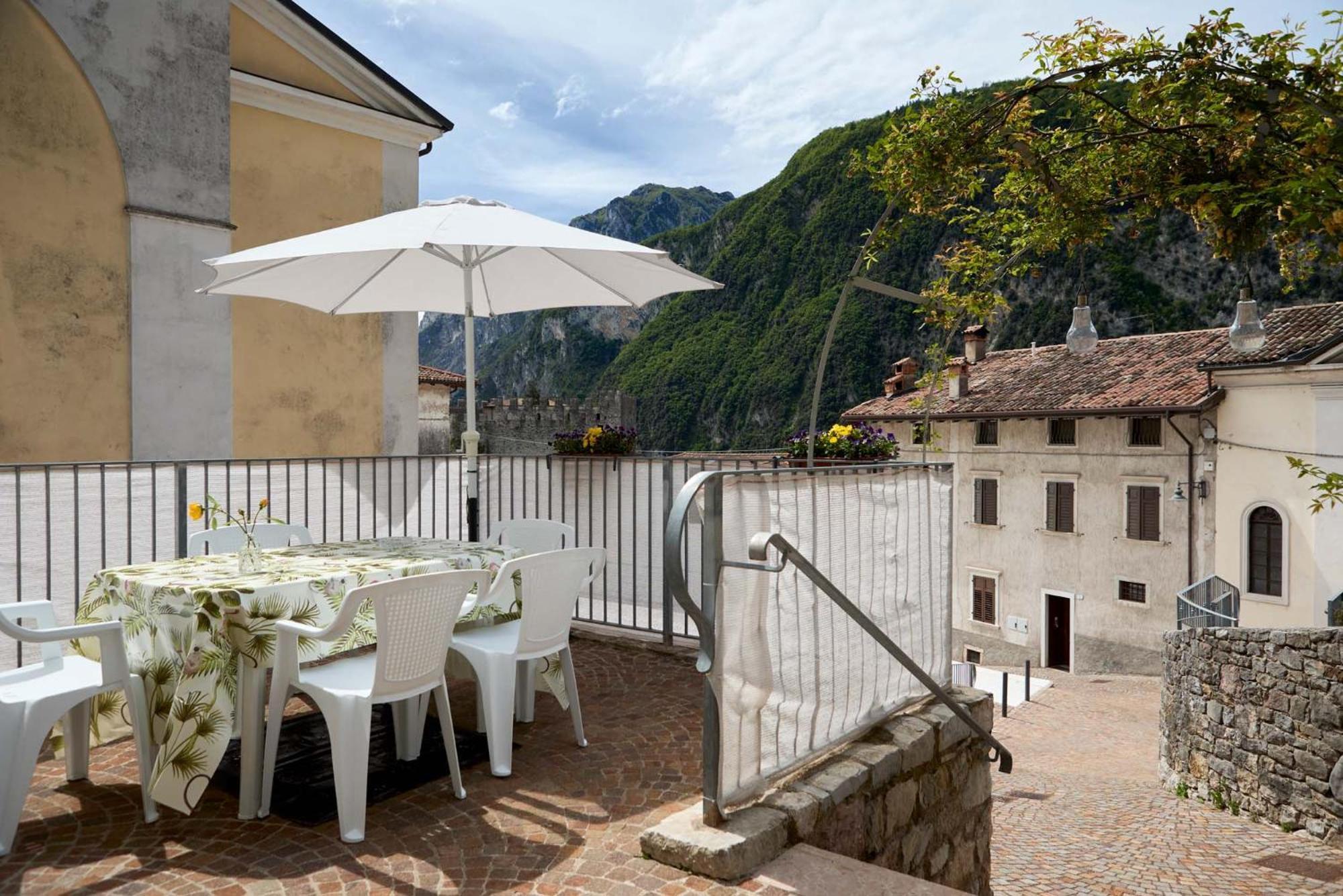 Appartamento Ania Vista Castello Тенно Экстерьер фото